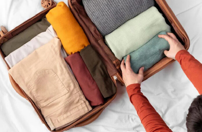 How-to-Pack-a-Suitcase