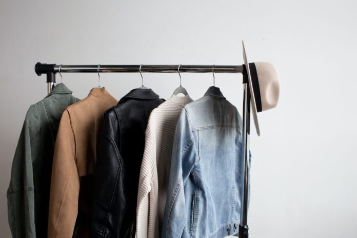 how-to-build-capsule-wardrobe